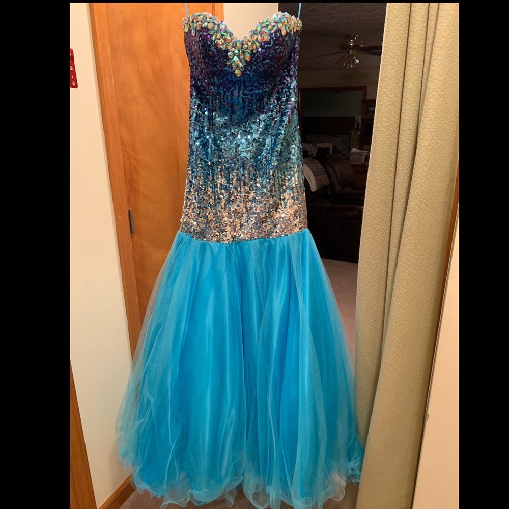 Prom/ homecoming dress